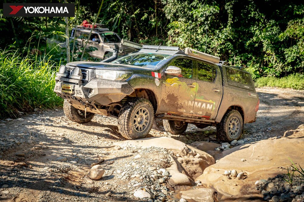 llantas ykohama geolandar hilux 